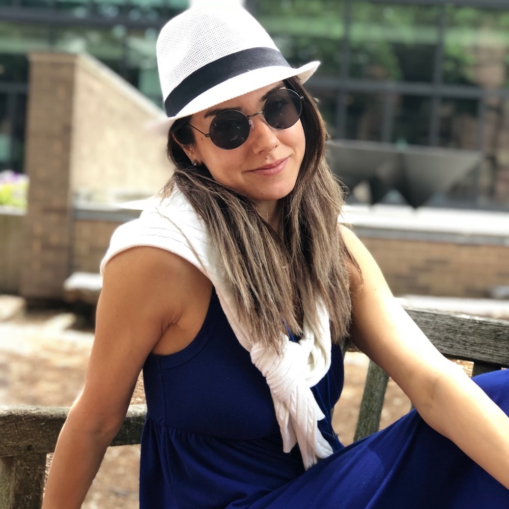 Meet your Posher, Damla